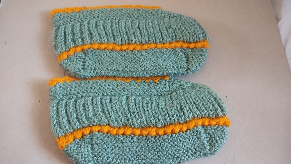 Плетени акрил терлици