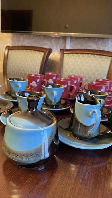 Продам 2 набора кофейных чашек