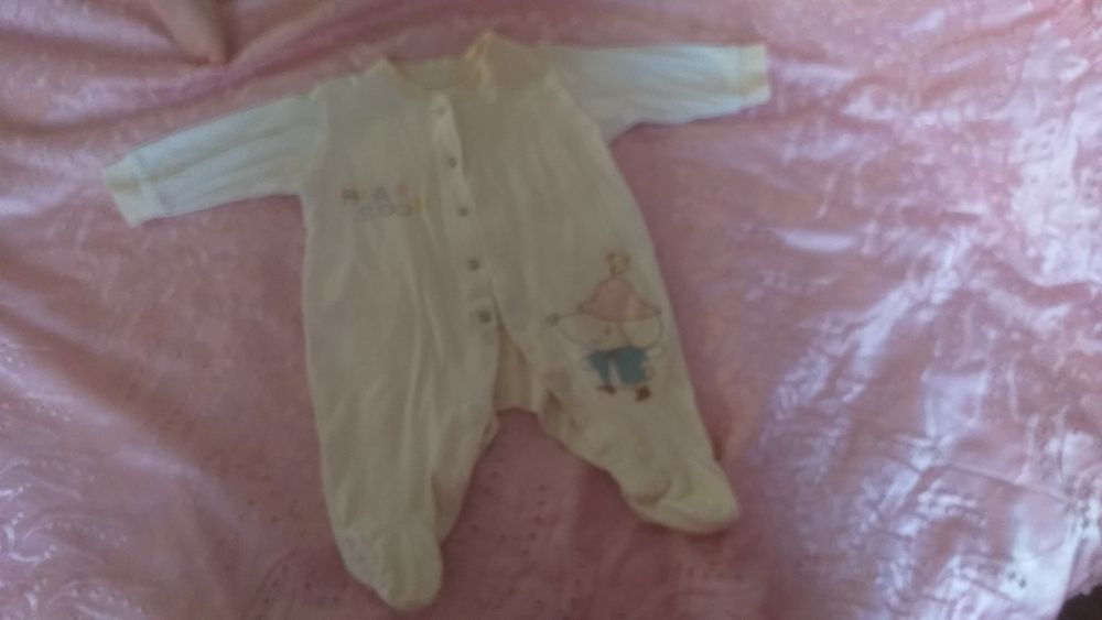 Одежда для младенца до тоже месяцев