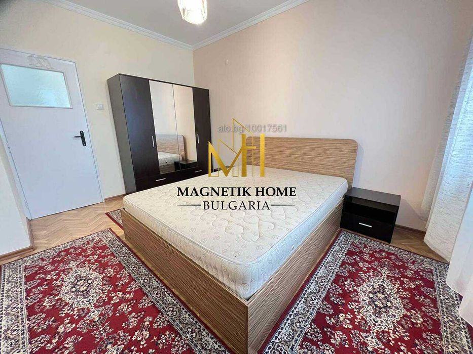 Дава се под наем Тристаен апартамент в Бургас, Център - 102 кв.м за 510 € - Снимка #13