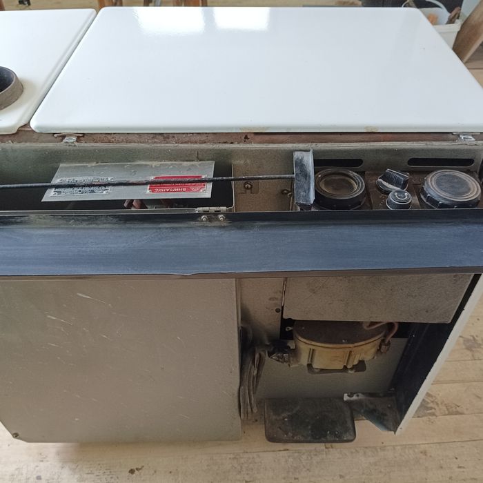 Печка на нафта и ток Албена