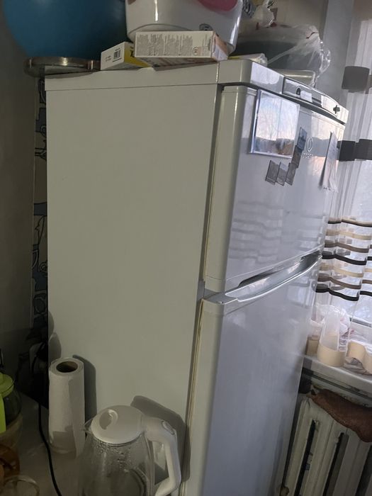 Холодильник 2шт.