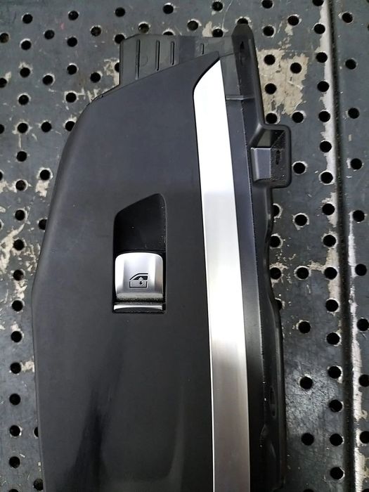 Buton geam electric dreapta fata bmw x3 g01 929945702