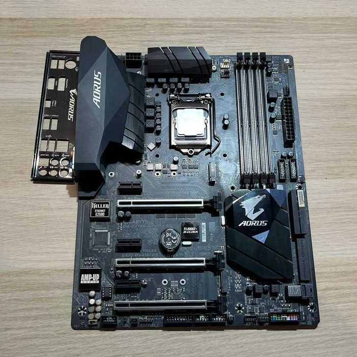 KIT I5-7600K + Placa de baza Z270X *Citeste Descrierea!!*