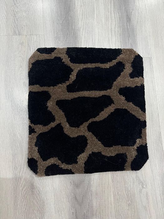 Тафтинговые коврики (ручной работы)