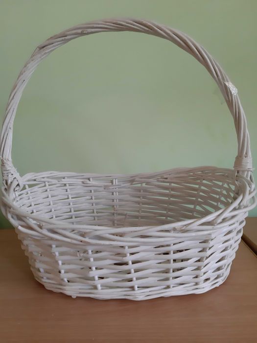 Корзины  плетенные подарочные.