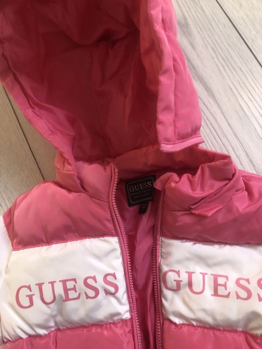 Geaca GUESS, 4/5 ani