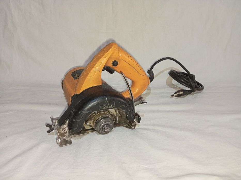 100% оригинал, перфоратор, пчёлка Электро пила.