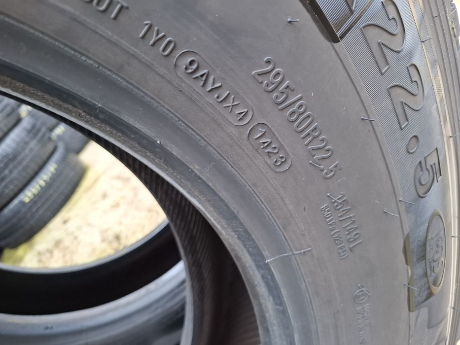 295 80 22.5 kumho  гуми за камион