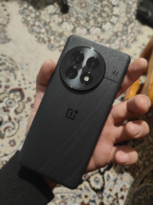 Oneplus 13 12/512gb срочнооо без торга!