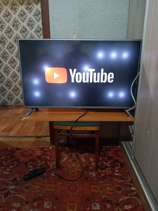 Телевизор LG  смарт