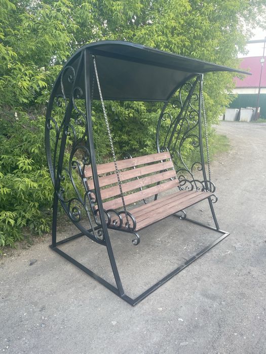 Качеля садовая .