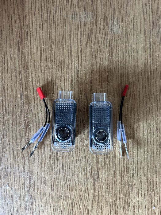 Shadow light Mercedes Benz logo