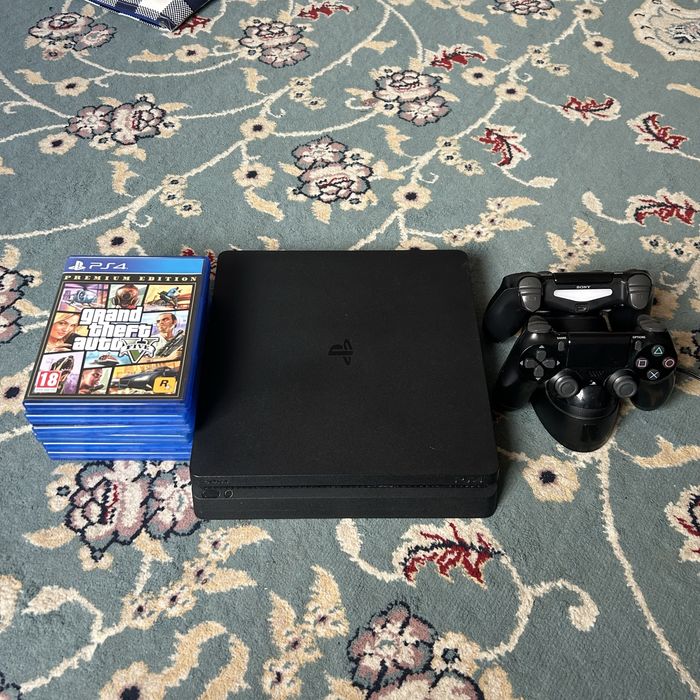 PlayStation 4 slim 1TB