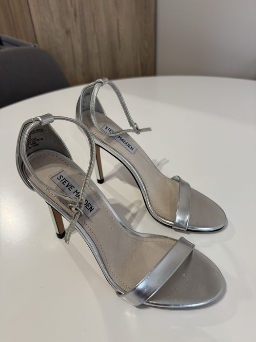 Чисто нови токчета Steve Madden