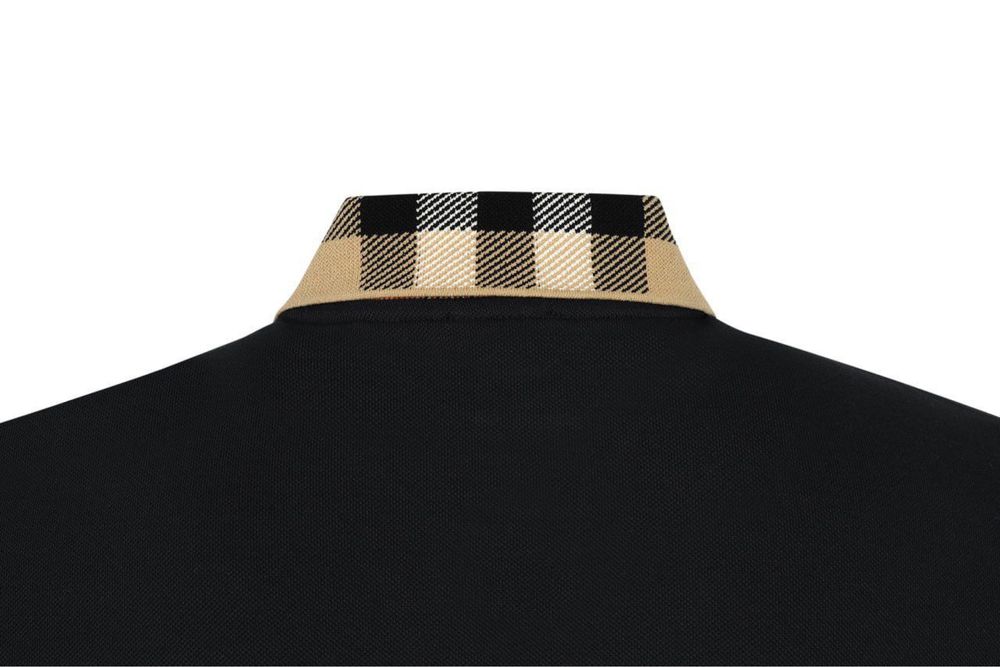 Тениска Burberry неносена