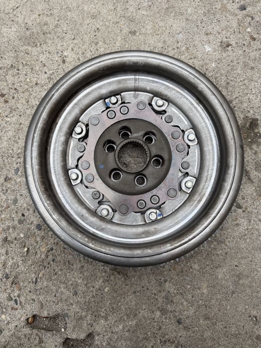 Volanta  DSG 2.0 tdi \CBA\CFF\CFG\CFH