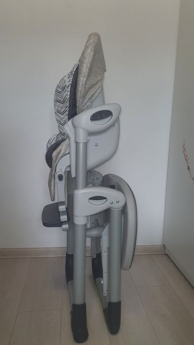 Scaunul de masă Jolie Mimzy Recline, stare buna