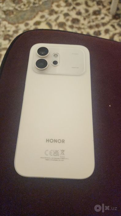 Honor 600 telfoni