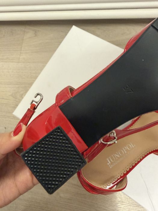 Новая женская обувь