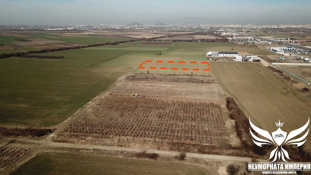 Продавам земя 3600кв.м. на четвърта линия преди с.Крумово