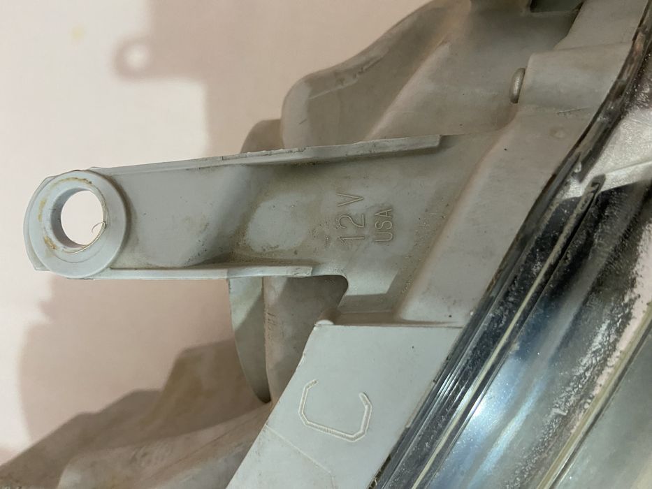 Фар от Toyota camry 50se