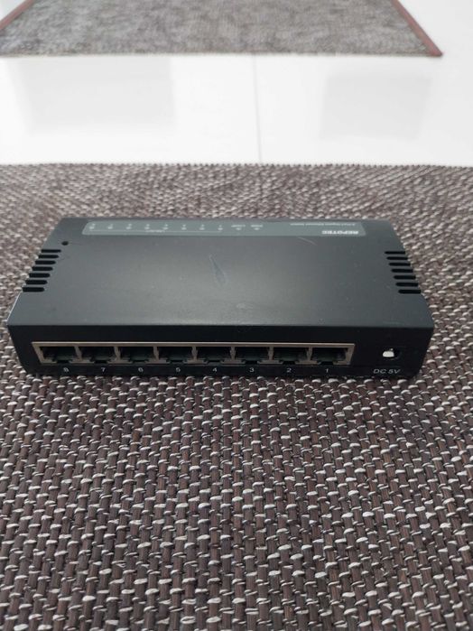 Switch Repotec 8 Port Gigabit
