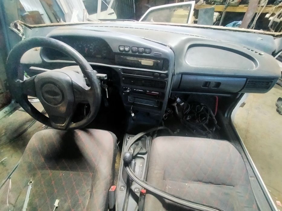 Продам по запчастям Ваз 2114