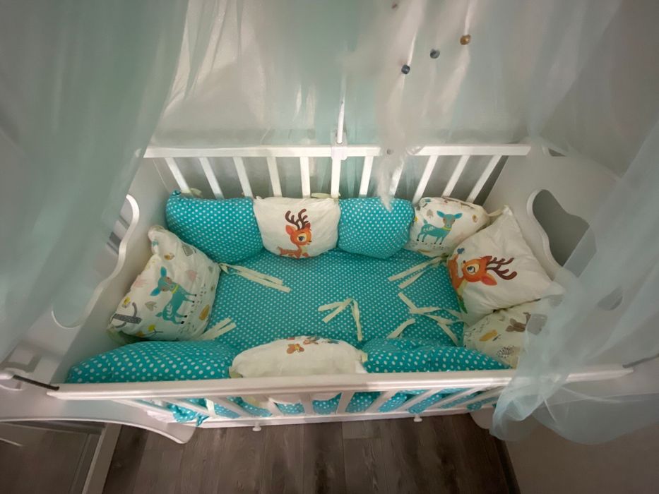 Продам детскую кроватку