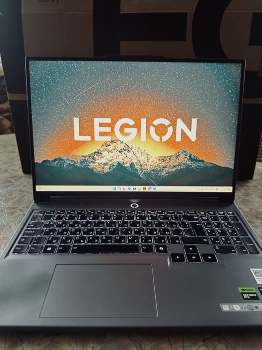 Lenovo Legion 5 16IRX9 | i9-14900HX | RTX4070 | 32GB RAM | 1TB SSD