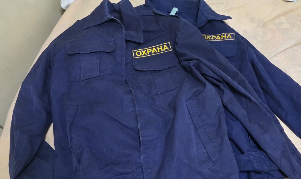 Продам рубашки голубые для рабочих