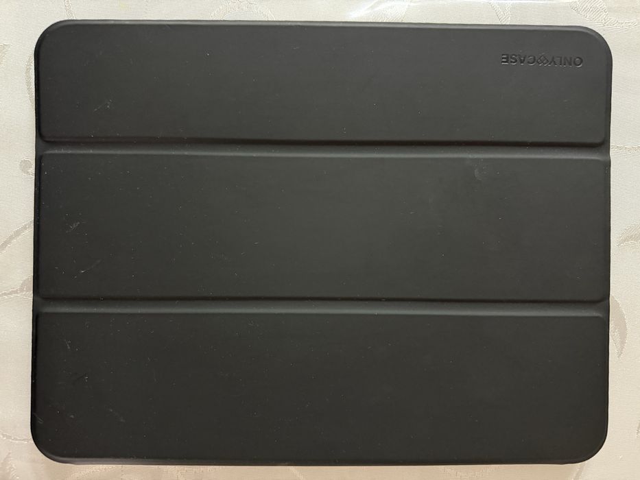 Продам чехол на ipad pro 11