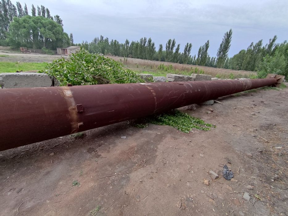 Труба темирли 800 сотилади 33 метр сандиги билан