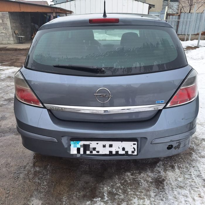 Opel astra 1.8 2007 г.в
