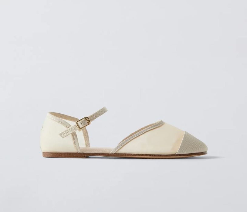 Капроновые туфли для девочки