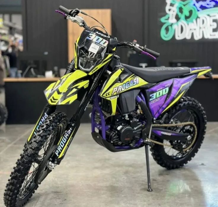 Мотоциклы Эндуро 200-300 куб