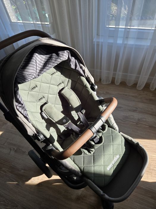 Количка 2в1 Easywalker Harvey3 Premium Emerald green + ЧИСТО НОВО ШАСИ