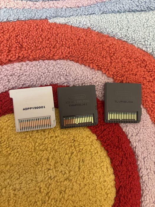 Nintedo 3ds xl+ 3 игри и зарядно