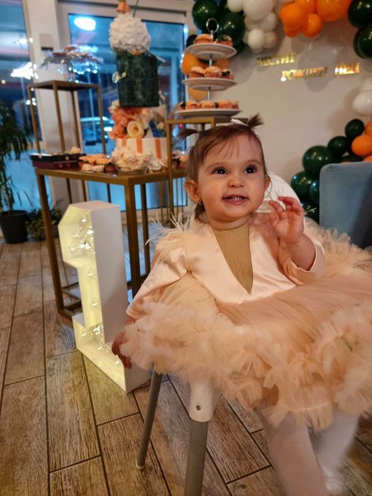 Бебешка рокля шита по поръчка