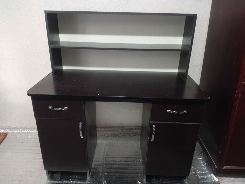 Журнальный столик  , Комод Б/У