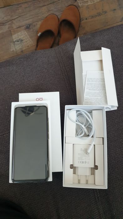 Huawei Nova 9 закупен Yettel с гаранция