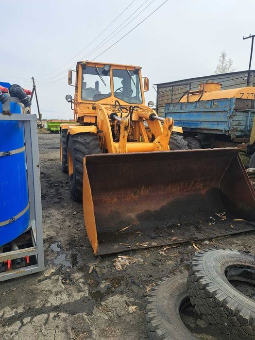 Погрузчик на базе Т150