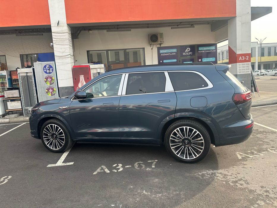 Aito m7 ideal krasovver oila uchun