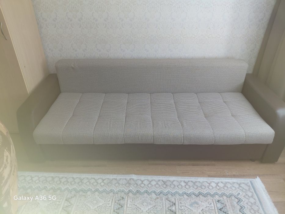 Продам диван в хорошем состоянии б/у