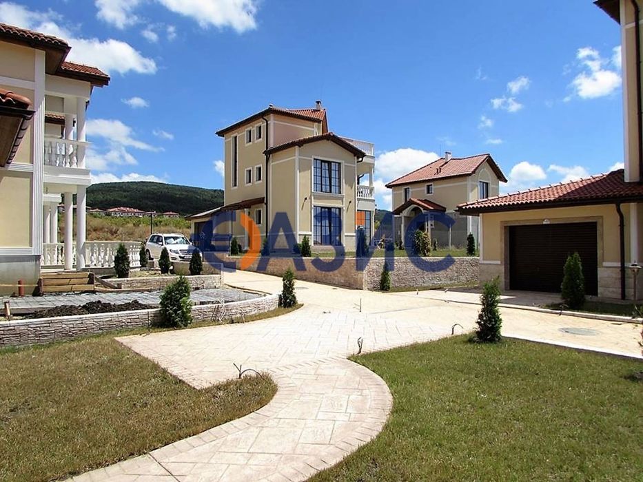 Продава се Къща в с. Кошарица, Област Бургас - 282 кв.м за 963 €/кв.м - Снимка #8