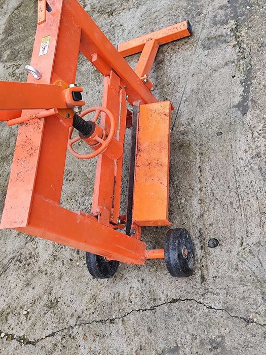 De vânzare!! Ghilotină pavaj!!