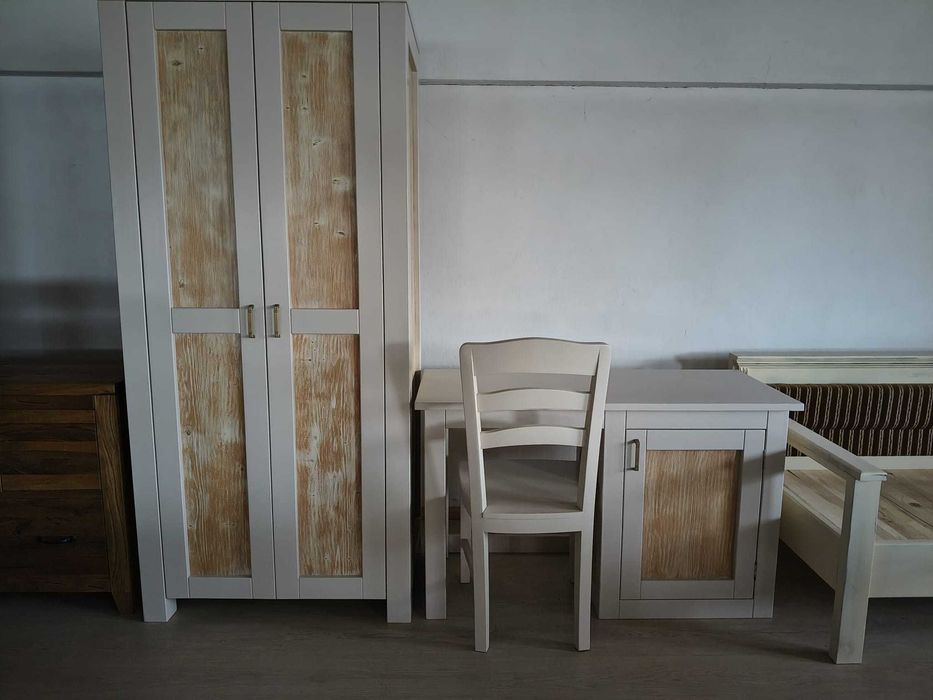 Birou și dulap lemn masiv
