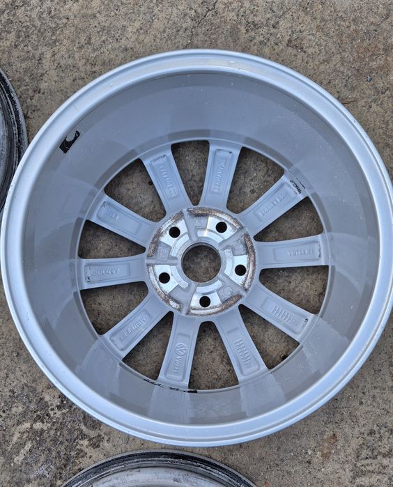 4бр оригинални алуминиеви джанти 16 Фолксваген VW