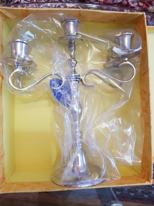 Подсвечники, канделябры