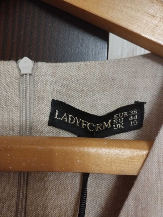 Женские вещи продам